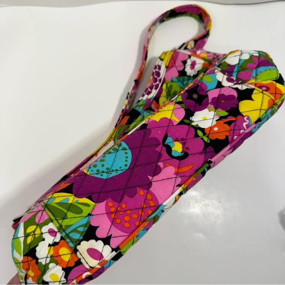 Vera Bradley Womens Colorful Floral Quilted Shoulder Bag Vibrant Pockets Zip